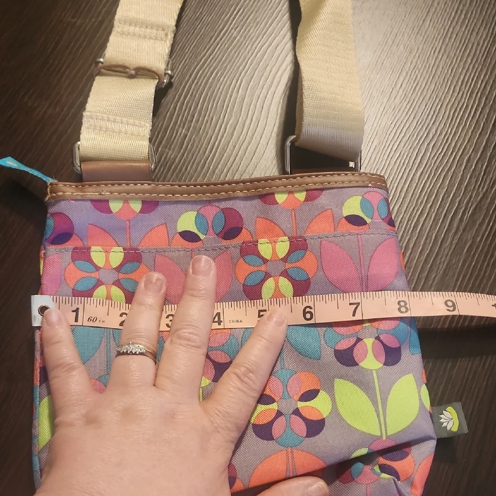 Lily Bloom Colorful Floral Crossbody Bag - Picture 7 of 8